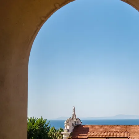 Maison Il Conservatorio 3* سورينتو